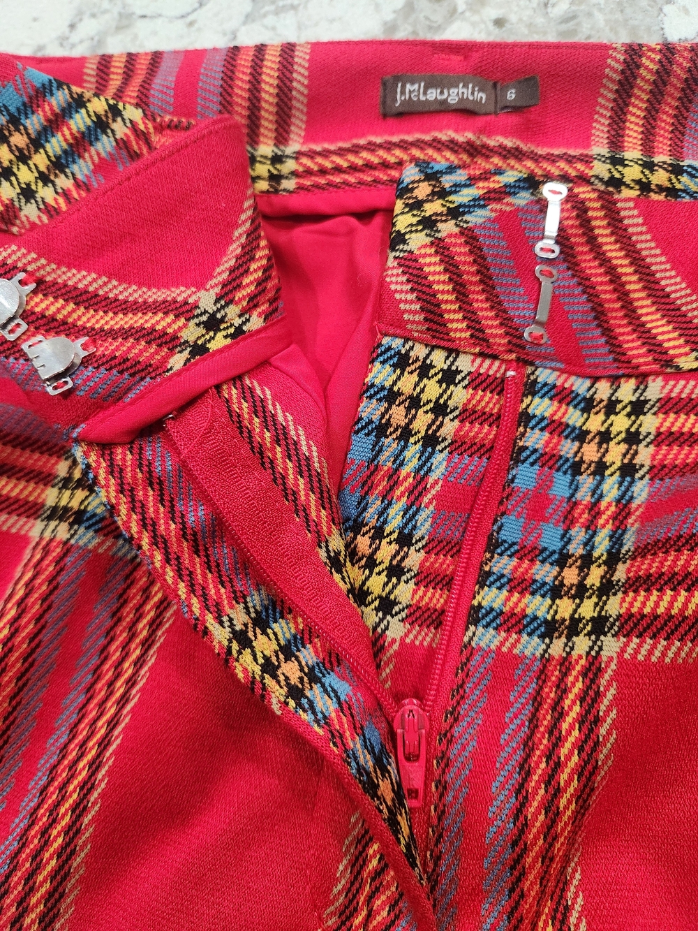 J.McLaughlin Hattie Pants Women's Plaid Jacquard Red Black Yellow Size 6 - Picture 6 of 11